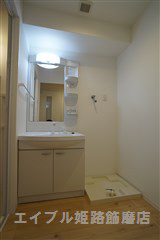 洗面設備　写真は反転のお部屋です