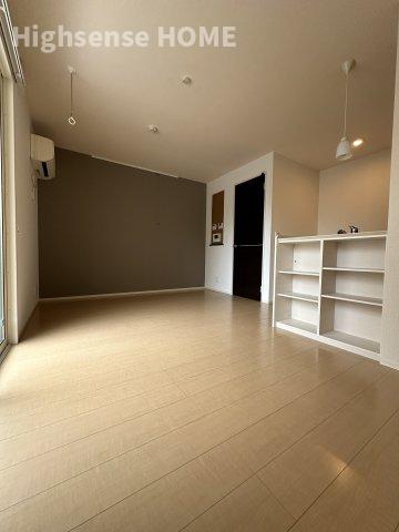 居室・リビング　ゆったり過ごせる居間です