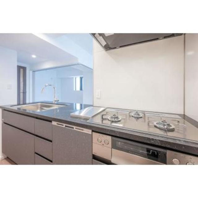 キッチン　※写真は同タイプ住戸です。