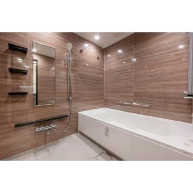 バス・シャワールーム　※写真は同タイプ住戸です。