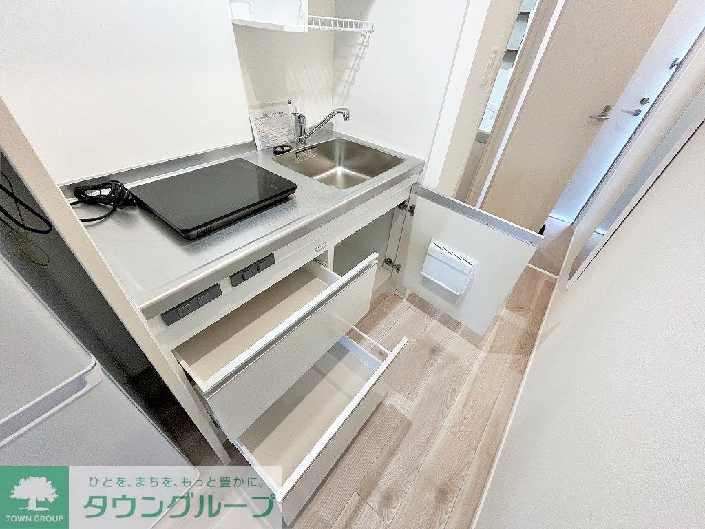 キッチン　同タイプの写真になります。