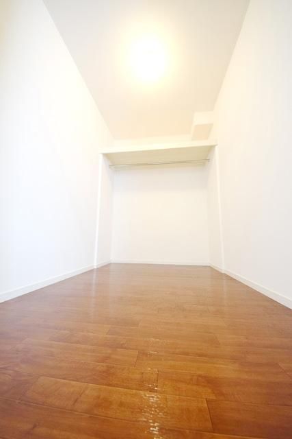 収納　書斎としても使えます♪