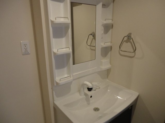 洗面設備　洗髪洗面化粧台