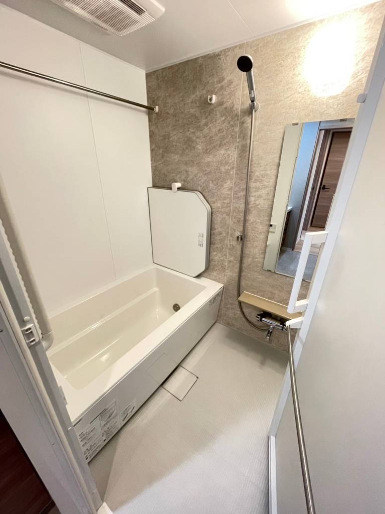 バス・シャワールーム