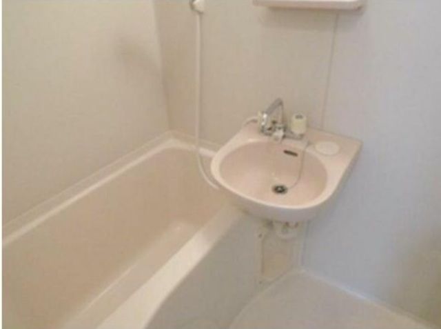 バス・シャワールーム　浴室