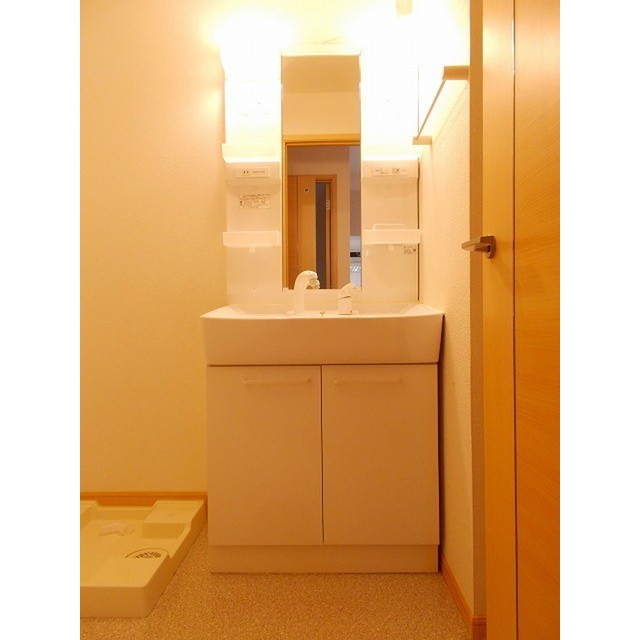 洗面設備　シャンプードレッサー