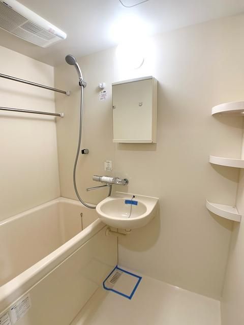 バス・シャワールーム