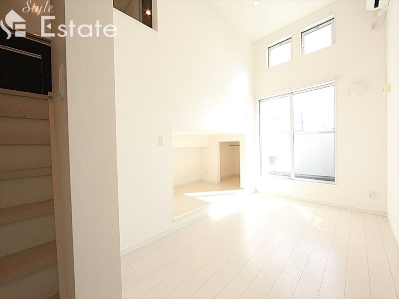 居室・リビング　内装