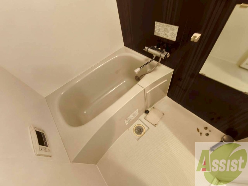 バス・シャワールーム　お風呂です。ゆっくりお風呂につかるのも体に良いですね～