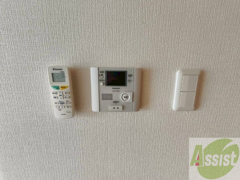 セキュリティ　ＴＶモニター付インターホンです。来客者の顔が見えるので安心！