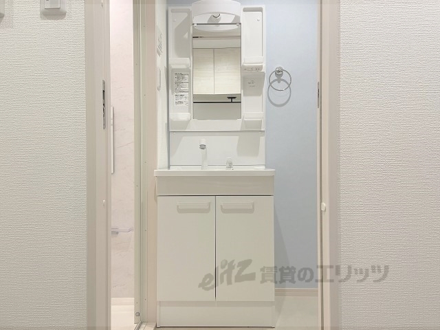 洗面設備　独立洗面台