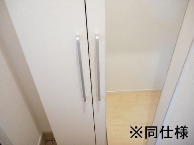 玄関　★お問い合わせはタウンハウジングまで★