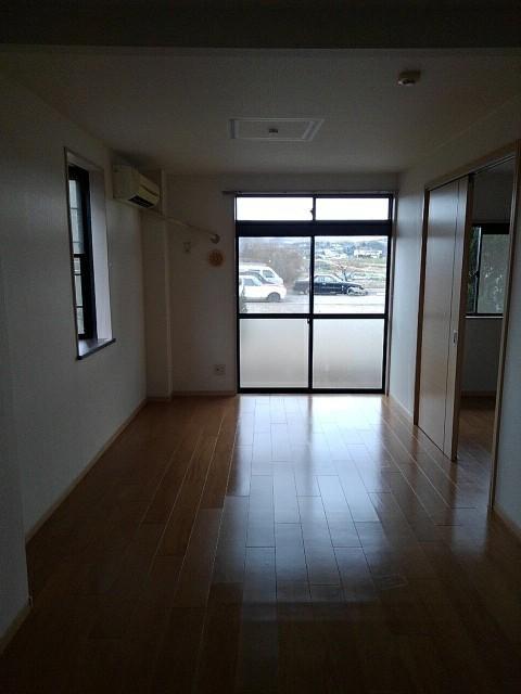 居室・リビング　リビング