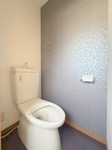 トイレ　ハイツ浮田