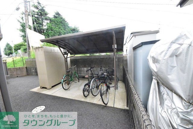 その他共有部分　屋根付き駐輪場