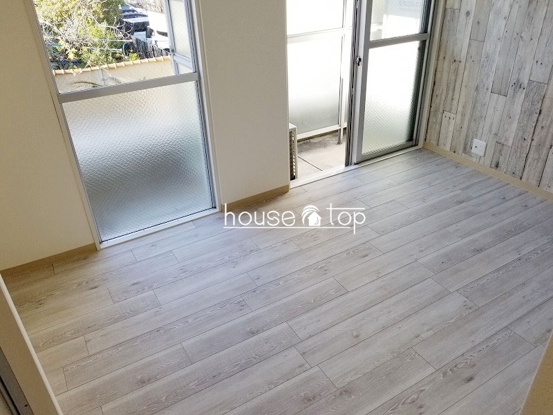 居室・リビング　洋室にはテーブルやベッドなど設置可能ですよ♪