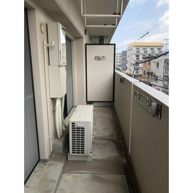 バルコニー　※別部屋参照。現況優先。