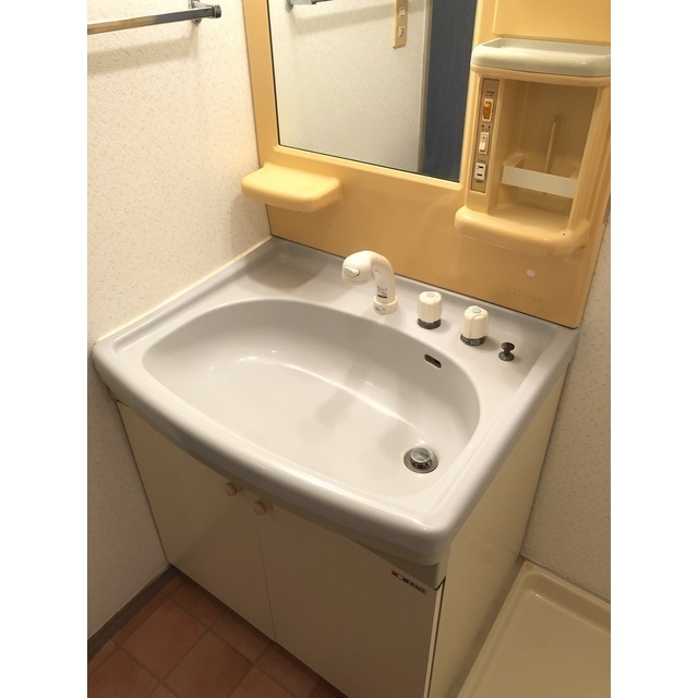 洗面設備　※別部屋参照。現況優先。