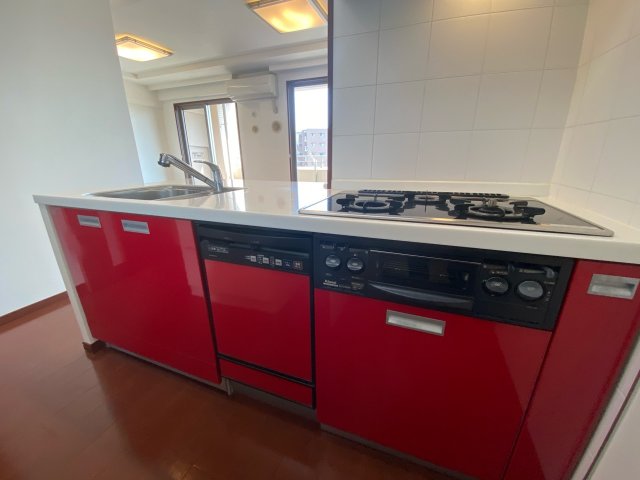 キッチン　人気の対面式システムキッチン！