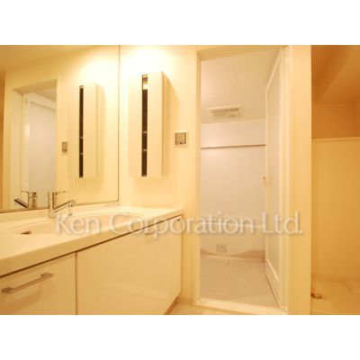 洗面設備　同タイプ12階のお部屋を撮影。仕様が異なることがあります。