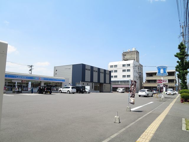 コンビニ　ローソン（コンビニ）まで350m