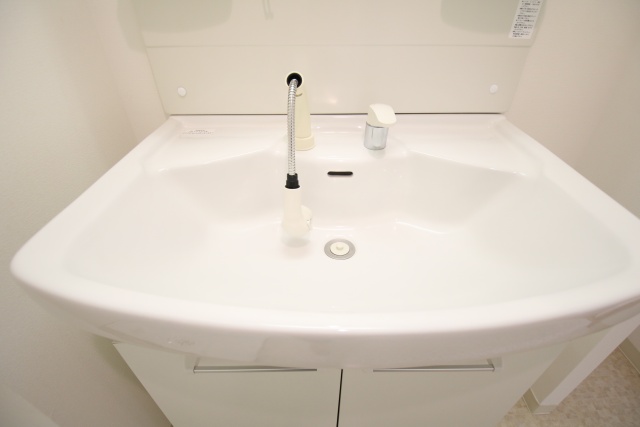 洗面設備　※他のお部屋の参考写真です