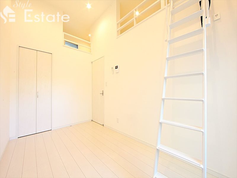 居室・リビング　内装