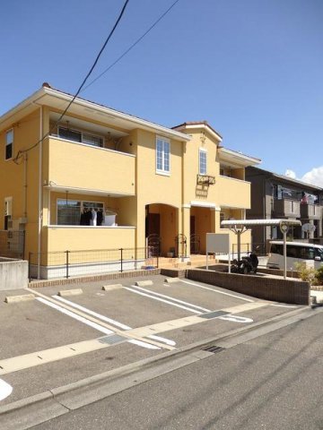 駐車場　車をお持ちの方に嬉しい駐車場付きの物件です