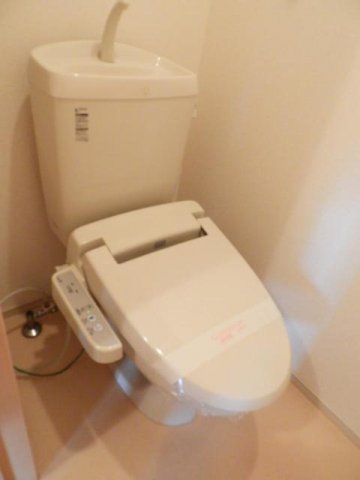 トイレ　ゆったりとした空間のトイレです