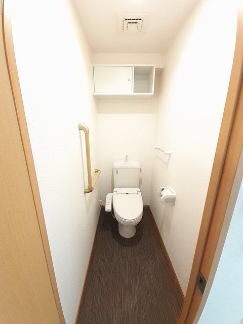 トイレ　★温水洗浄便座★