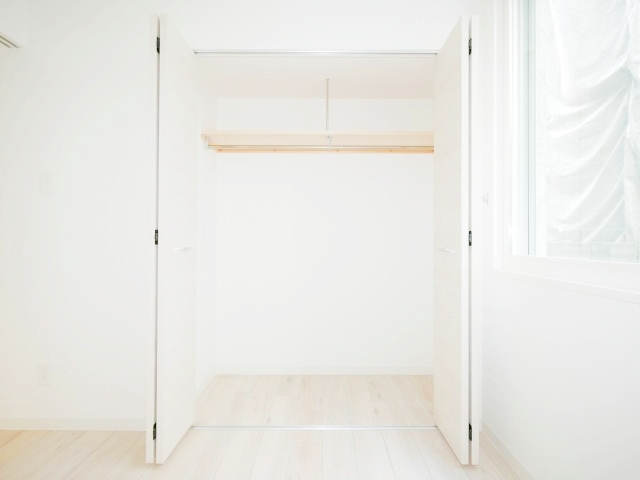 収納　衣類の収納に便利なクローゼットです♪