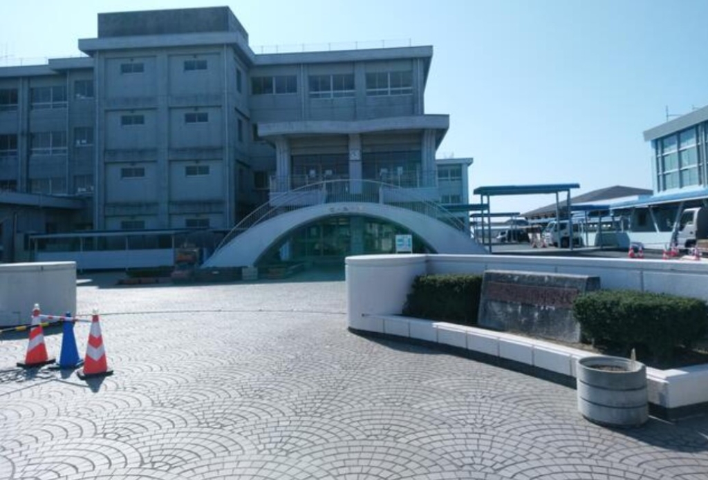 中学校　浜松市立東陽中学校（中学校）まで390m