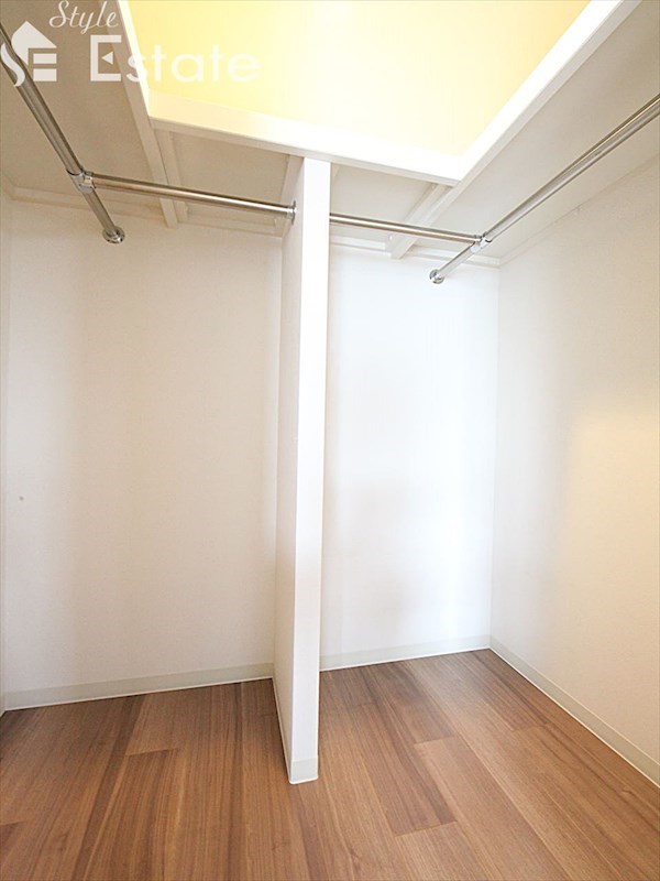 収納　ウォークインクローゼット