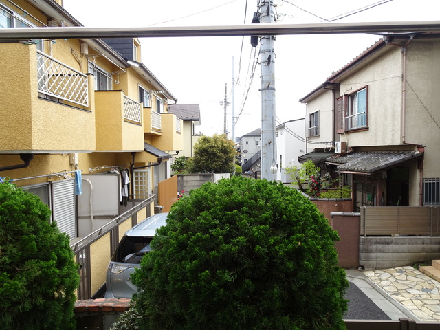 眺望　お部屋からの景色です！圧迫感がないので暮らしやすい♪