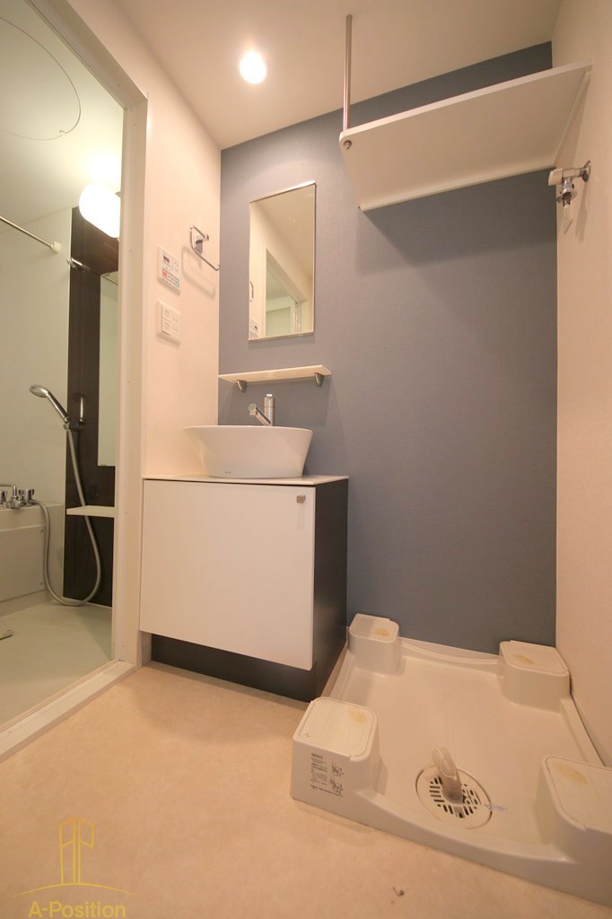 洗面設備　エスリード谷町六丁目