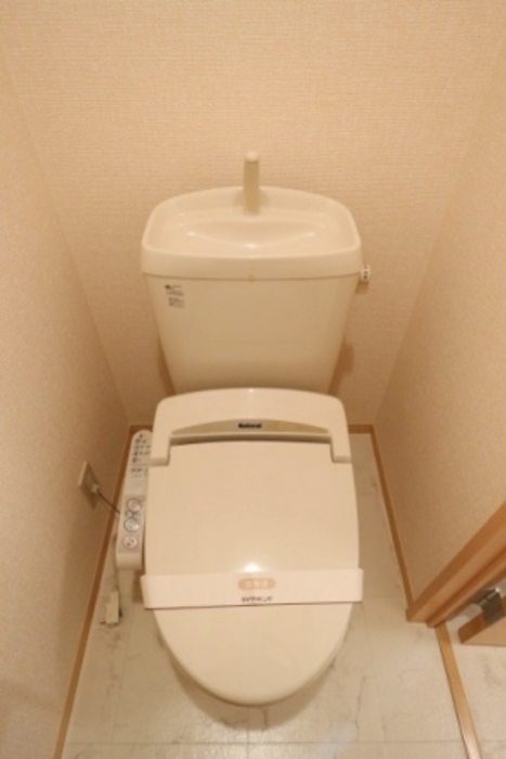 トイレ　シンプルで使いやすいトイレです