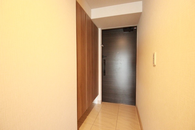 玄関　※別室の参考写真の為、現況優先です。