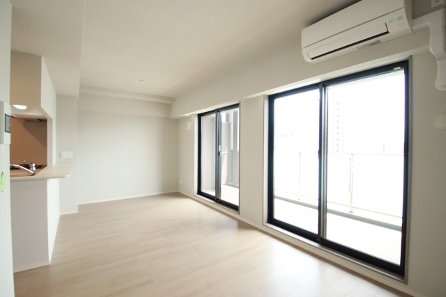 居室・リビング　※別室の参考写真の為、現況優先です。