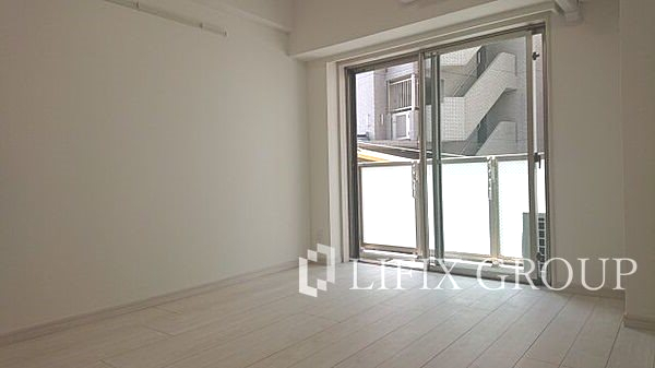 居室・リビング　窓側リビング