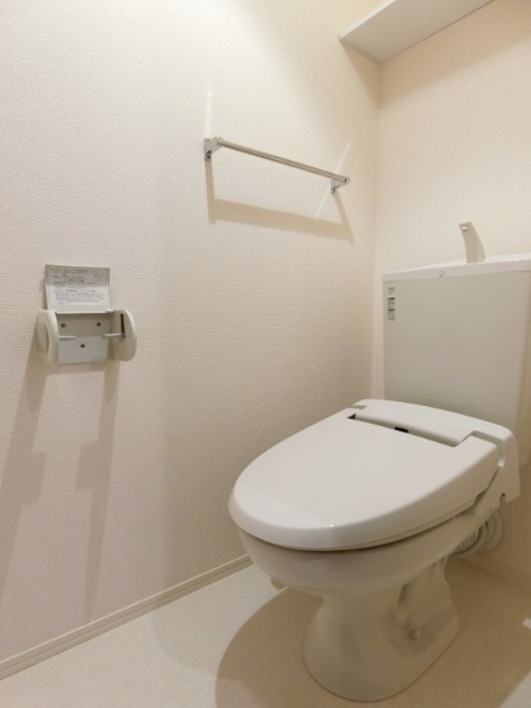 トイレ　図面と現状に相違がある場合には現状を優先