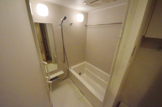 バス・シャワールーム　別部屋参考写真