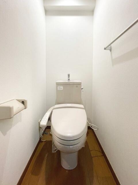 トイレ　清潔感のあるトイレです