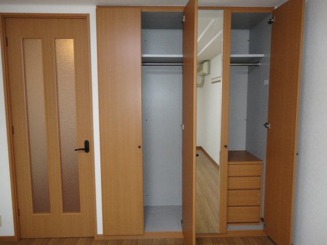 収納　クローゼット