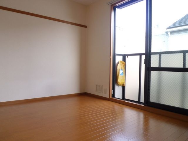 バルコニー　バルコニーあり