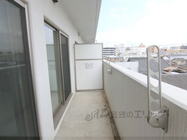 バルコニー　ベランダ