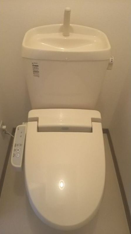 トイレ　図面と現状に相違がある場合には現状を優先