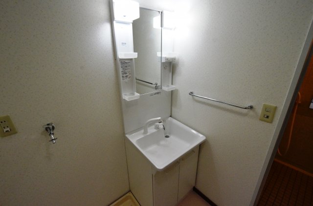 洗面設備　独立洗面台付き！