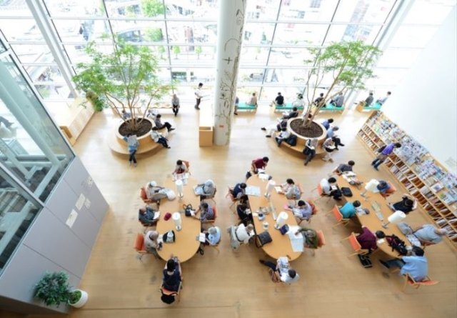 図書館　川口市立中央図書館（図書館）まで1156m