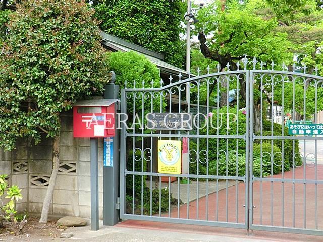 幼稚園・保育園　鶏鳴幼稚園（幼稚園・保育園）まで424m