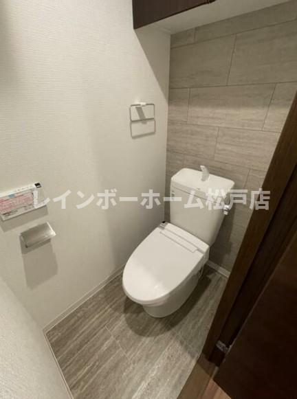 トイレ　トイレもきれいです